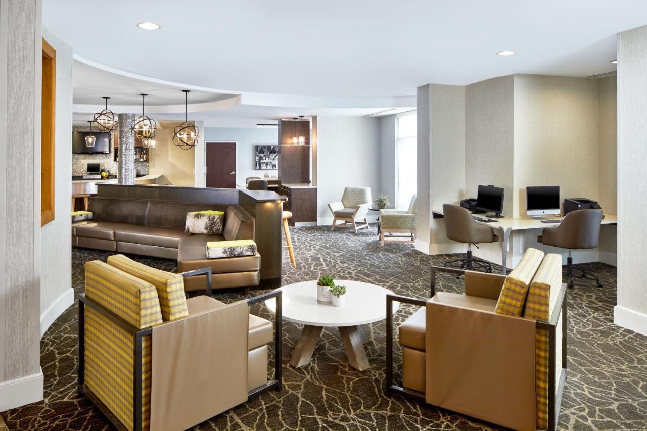 Springhill Suites Memphis Downtown Екстер'єр фото