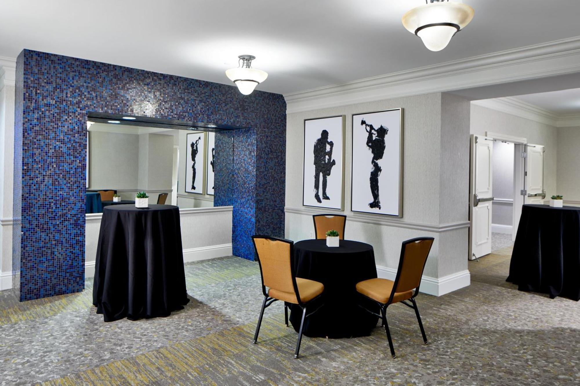 Springhill Suites Memphis Downtown Екстер'єр фото